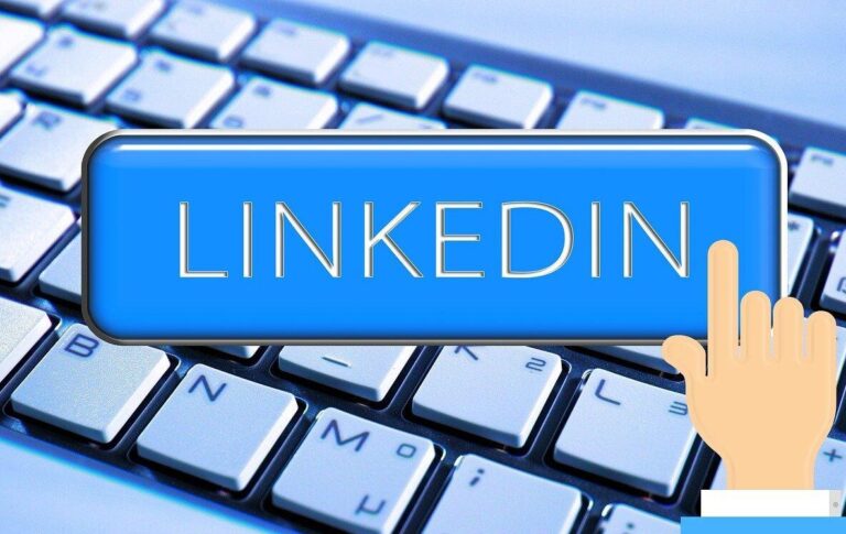 تطوير حساب لينكد إن