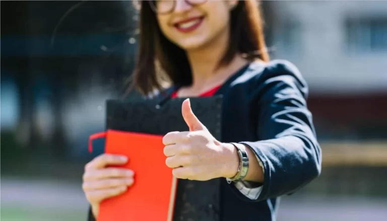 السنة الأولى في الجامعة