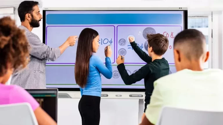 تطبيقات السبورة الذكية